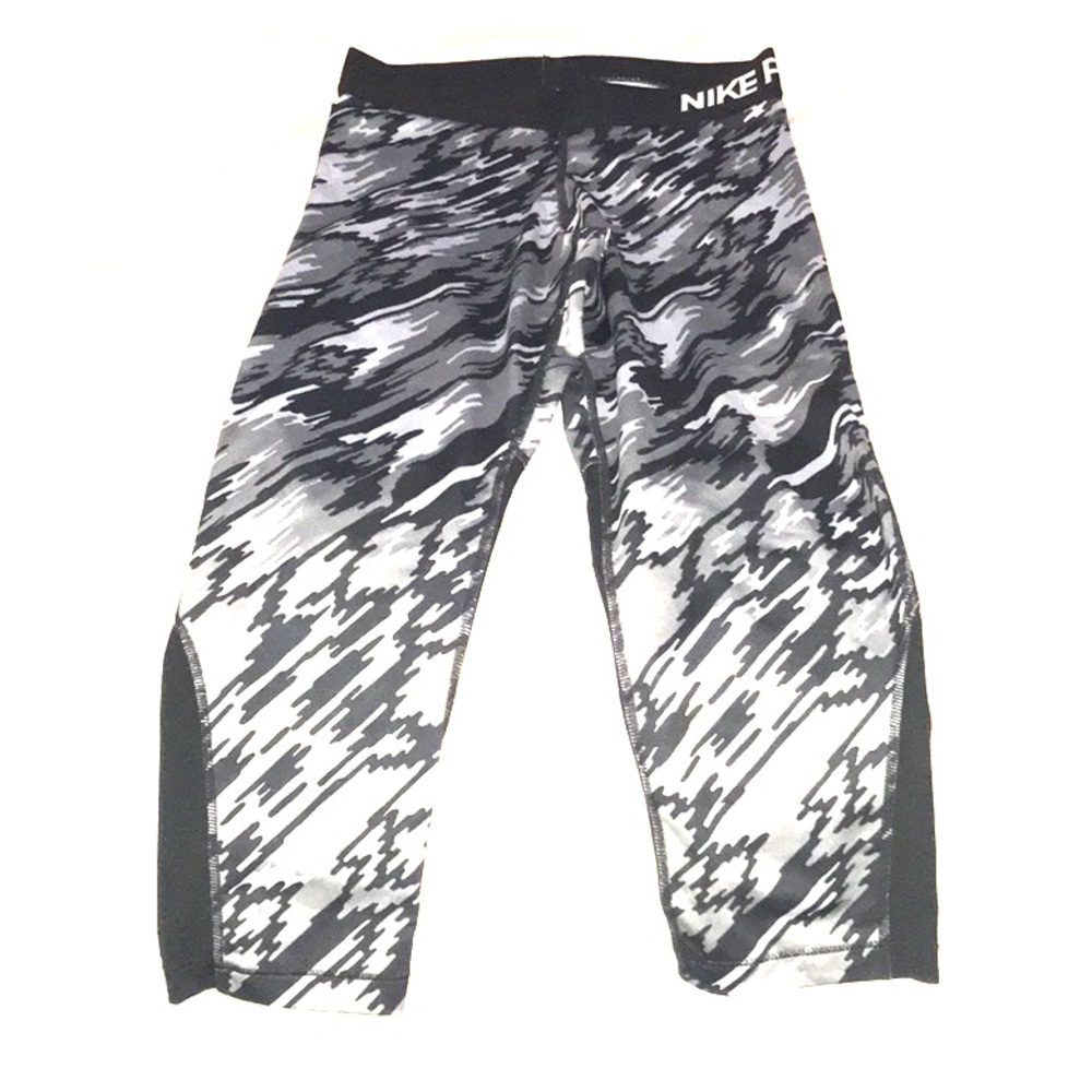 Nike pro leggings